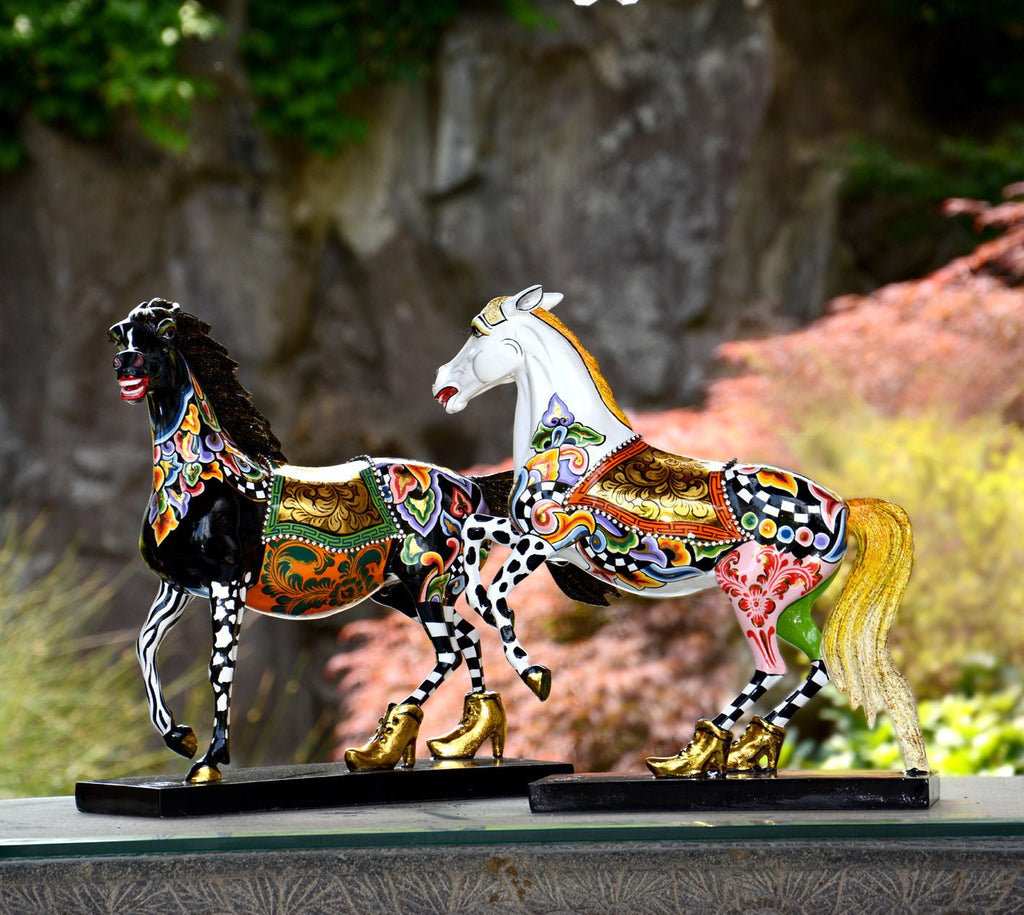 Cheval noir L Black Beauty Tom’s Drag – Sculpture cheval design colorée - I.D DECO MARSEILLE