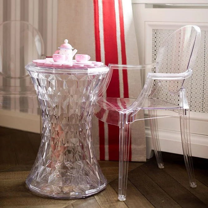 stone kartell utilisé comme table d appoint