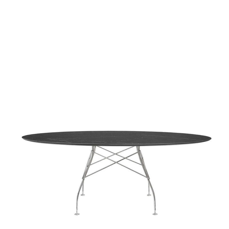 Table de repas Glossy de Kartell, plateau marbre noir, pied chromé, disponible chez I.D DECO Marseille et en livraison partout en France