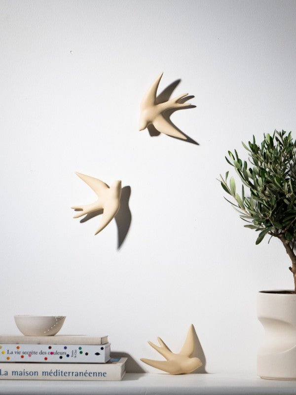 Hirondelle Volage en céramique - Beurre - Monochromic - I.D DECO MARSEILLE