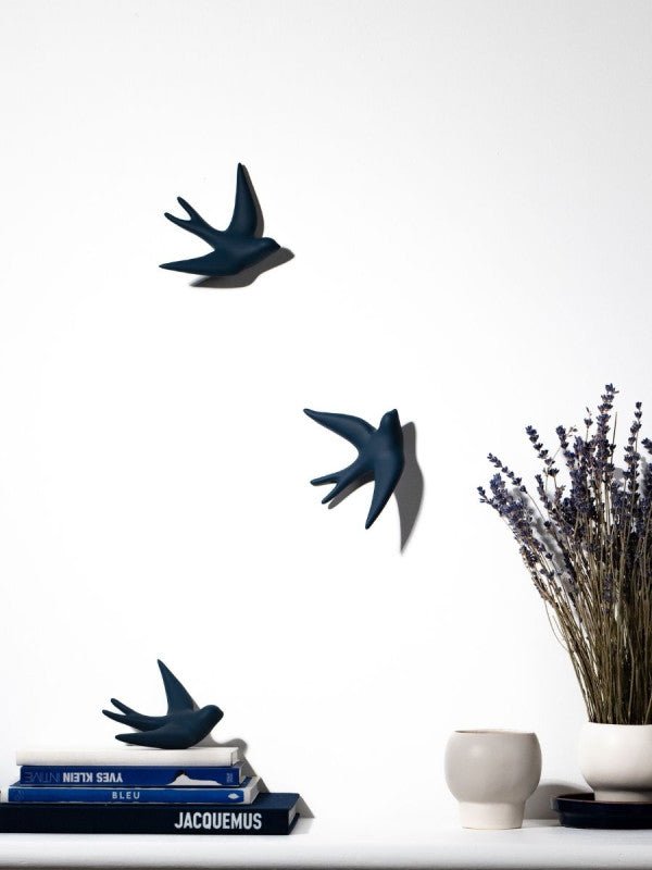 Hirondelle Volage en céramique - Bleu Cyclone - Monochromic - I.D DECO MARSEILLE