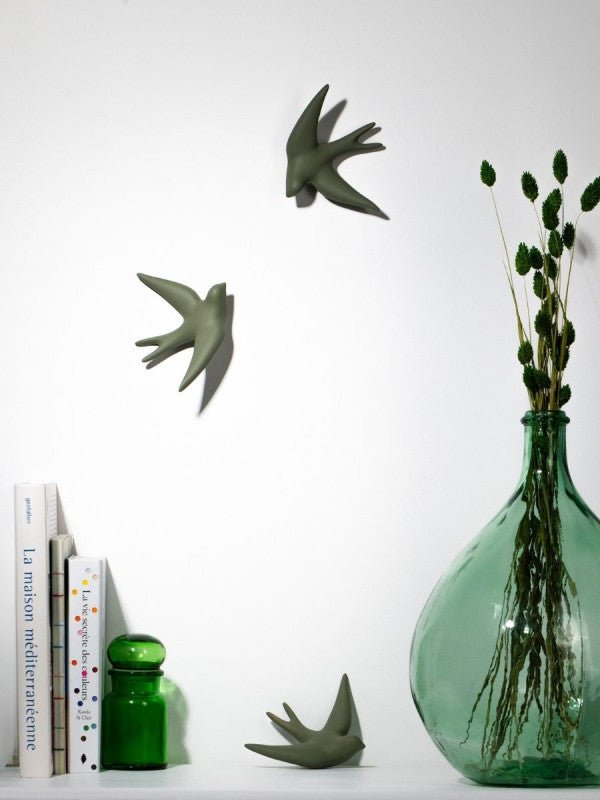 Hirondelle Volage en céramique - Vert Provence - Monochromic - I.D DECO MARSEILLE