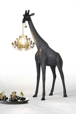 Girafe In Love XS de Qeeboo, disponible chez I.D DECO Marseille