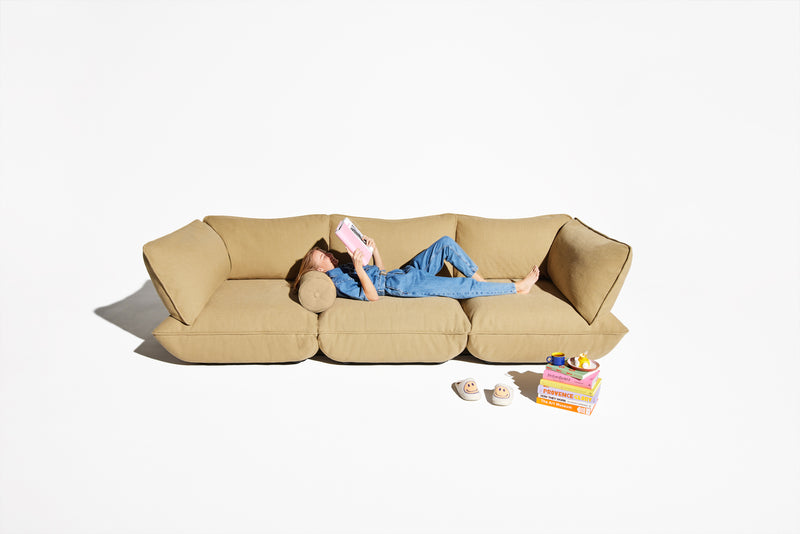 Fatboy canapé 4 places sumo sofa disponible en couleur Miel chez I.D DECO Marseille en livraison à domicile ou en retrait boutique