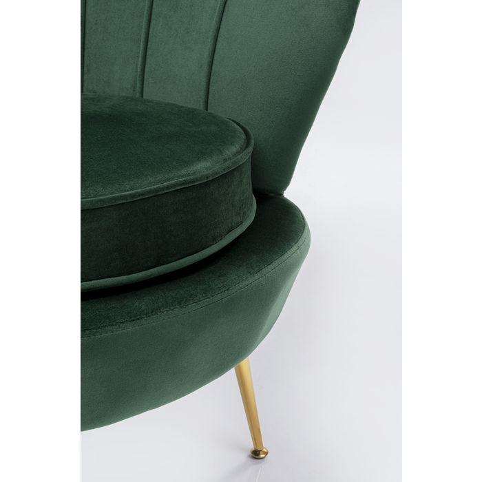 Fauteuil Coquillage Vert, tissu toucher velours avec coussin et pieds en acier doré, disponible chez I.D DECO Marseille en retrait boutique ou en livraison partout en France