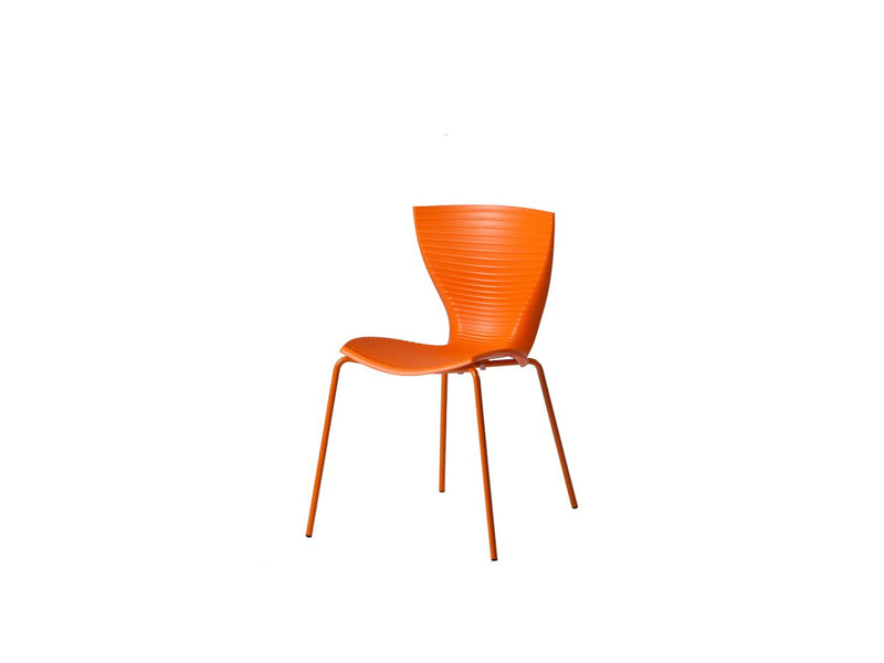 Chaise Gloria de la marque Slide, designer Marc Sadler, coloris Pumpkin Orange, disponible chez I.D DECO Marseille