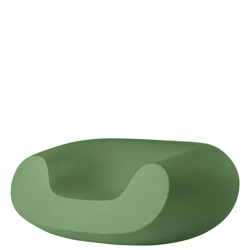 Fauteuil Chubby de la marque Slide, coloris Malva Green vert, disponible chez I.D DECO Marseille
