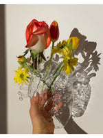 Vase Love In Bloom Glass de Seletti, disponible chez I.D DECO Marseille