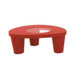 Table basse d'extérieur Low Lita de la marque Slide, coloris Flame Red, disponible chez I.D DECO Marseille