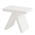 Table Toy en blanc pour l'intérieur et l'extérieur, léger et solide, disponible chez I.D DECO Marseille en retrait boutique et en livraison partout en France