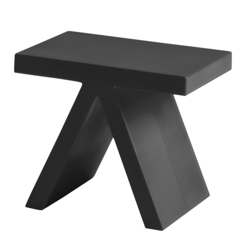 Table Toy noir de la marque Slide, pour l'intérieur et l'extérieur, disponible chez I.D DECO Marseille en retrait boutique et en livraison partout en France